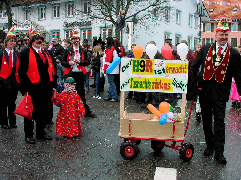 Klein aber fein: der Narrenumzug in Grwihl