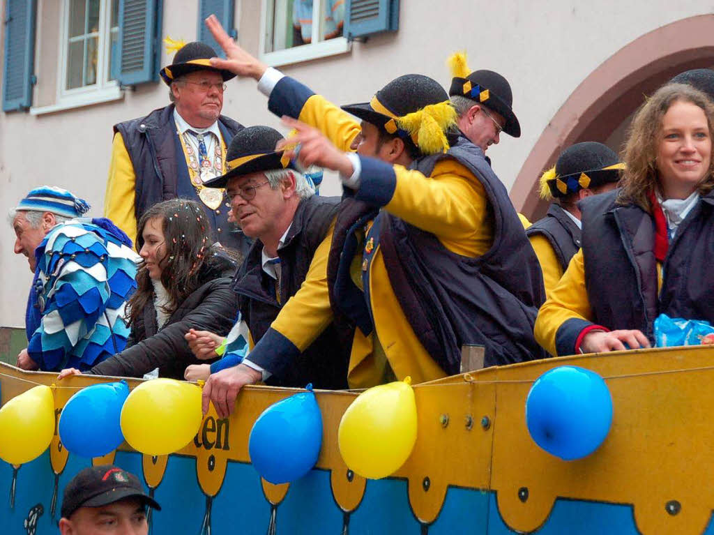 Beim Bad Krozinger Rosenmontagsumzug waren die Narren vllig aus dem Huschen.