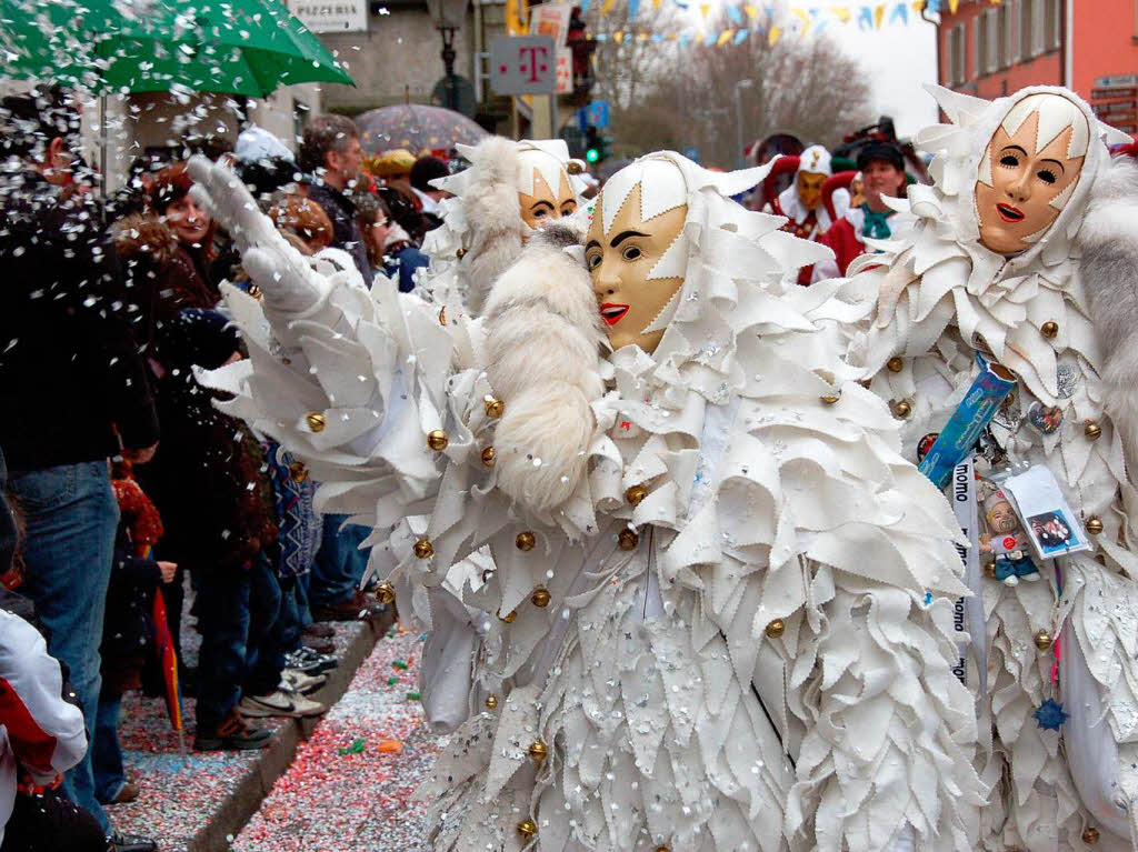 Beim Bad Krozinger Rosenmontagsumzug waren die Narren vllig aus dem Huschen.