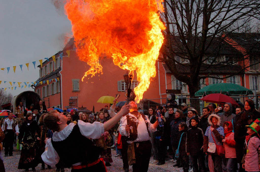 Beim Bad Krozinger Rosenmontagsumzug waren die Narren vllig aus dem Huschen.