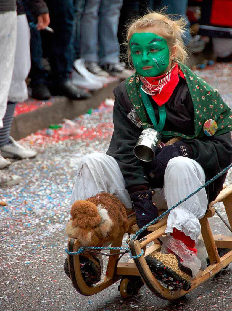 Beim Bad Krozinger Rosenmontagsumzug waren die Narren vllig aus dem Huschen.