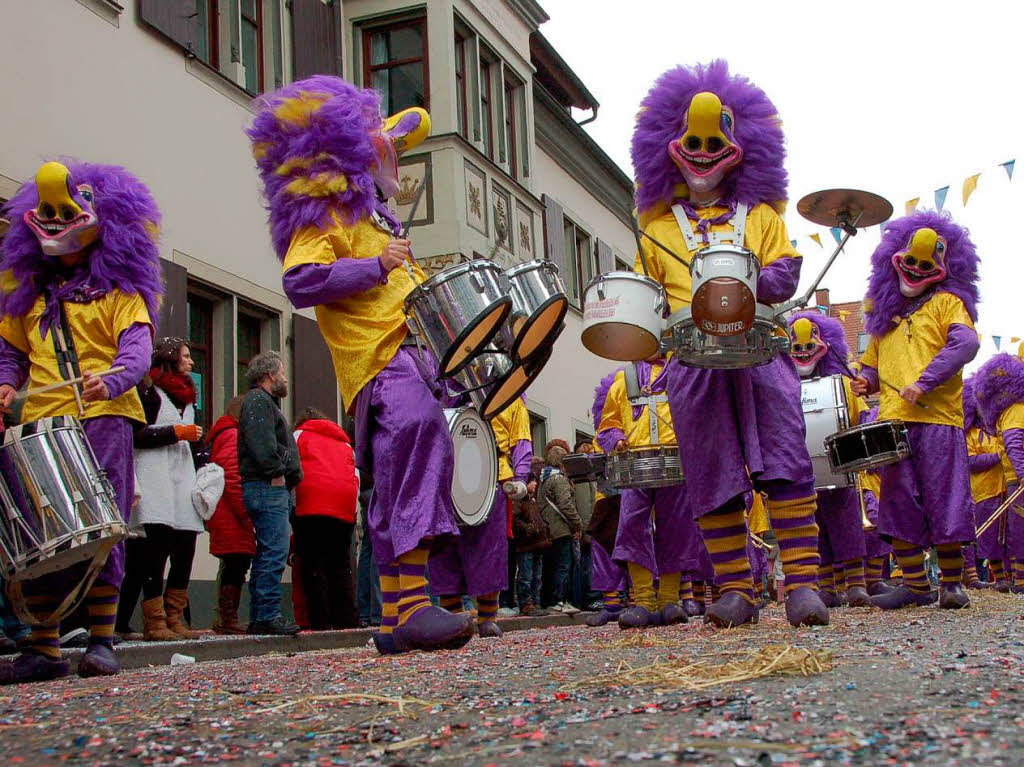 Beim Bad Krozinger Rosenmontagsumzug waren die Narren vllig aus dem Huschen.