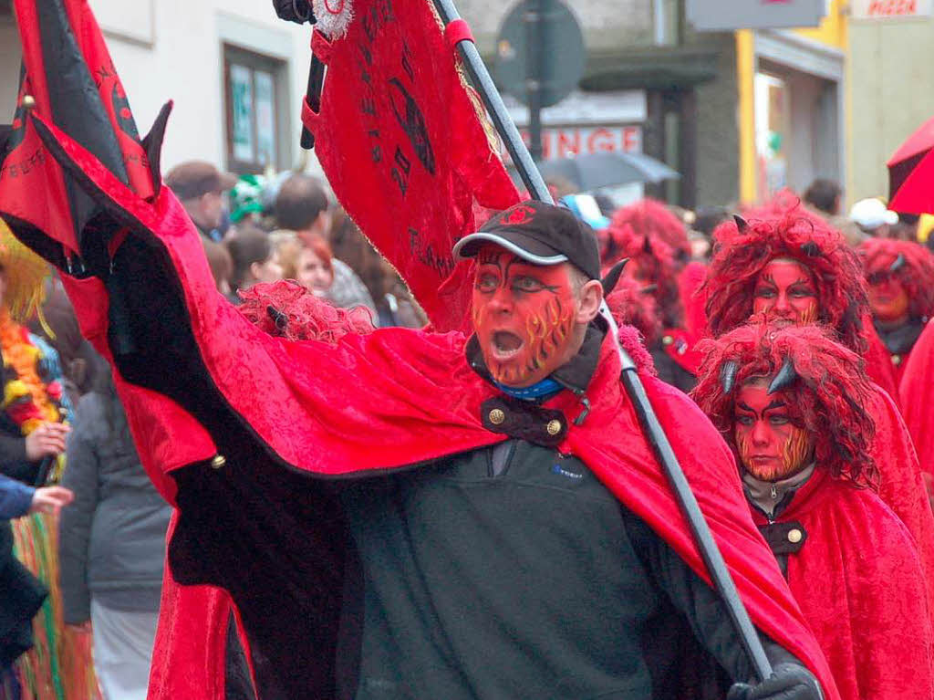 Beim Bad Krozinger Rosenmontagsumzug waren die Narren vllig aus dem Huschen.