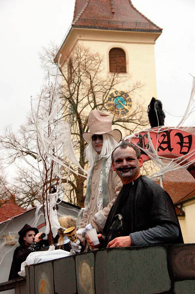 Beim Bad Krozinger Rosenmontagsumzug waren die Narren vllig aus dem Huschen.