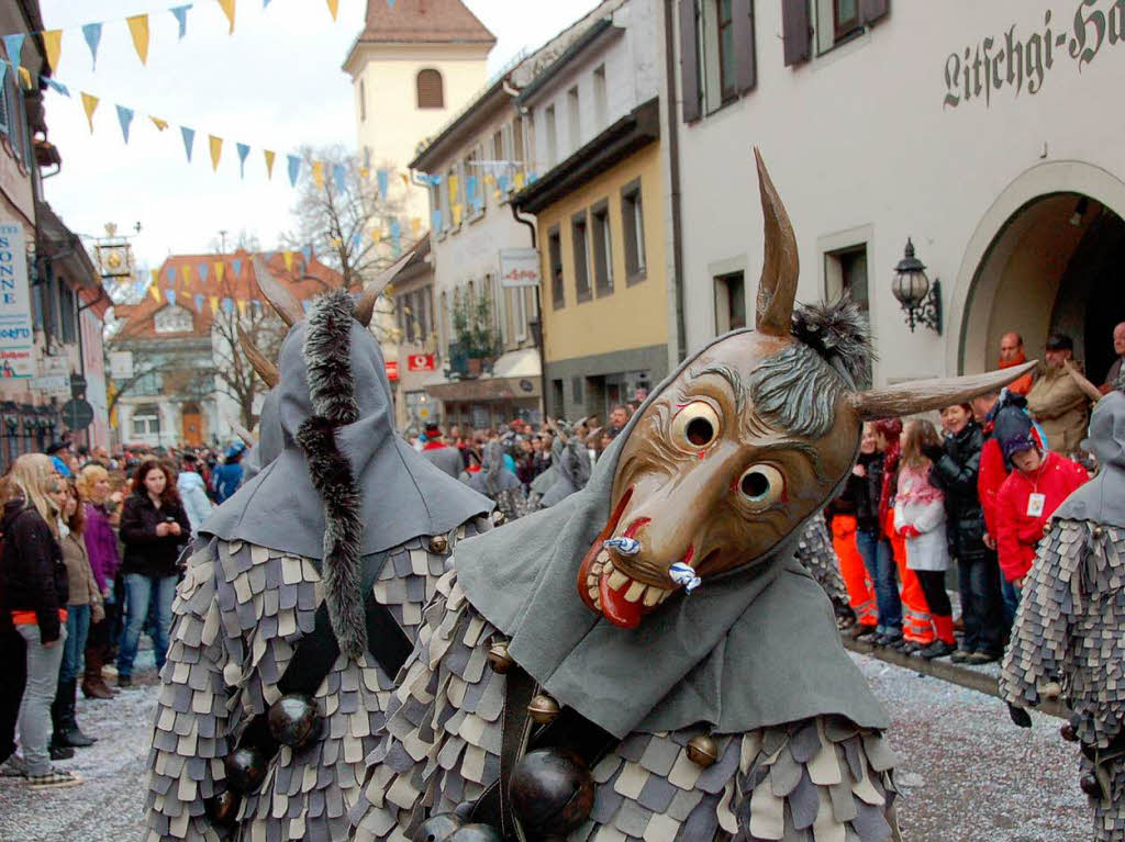 Beim Bad Krozinger Rosenmontagsumzug waren die Narren vllig aus dem Huschen.