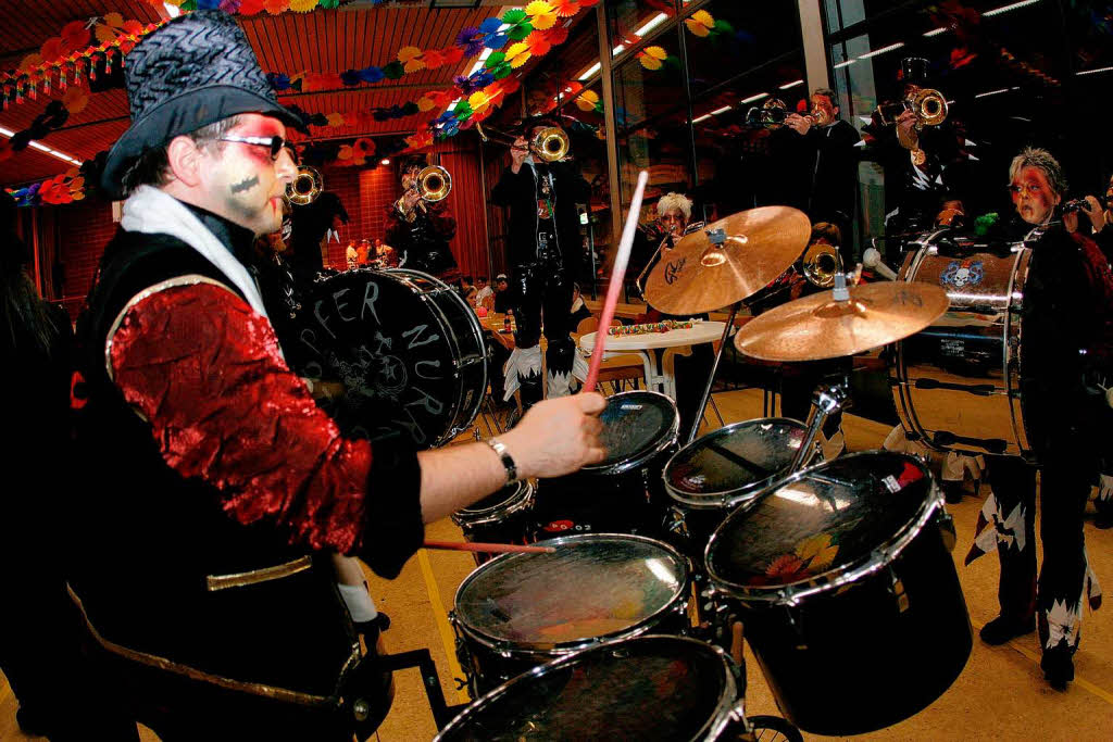 Narretei pur beim Preismaskenball in Grafenhausen Narretei pur beim Preismaskenball in Grafenhausen