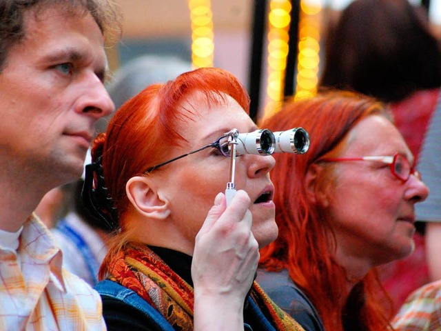 Mit Spannung verfolgte das Publikum da...e Verleihung des Branchen-Preises LEA.  | Foto: Barbara Ruda