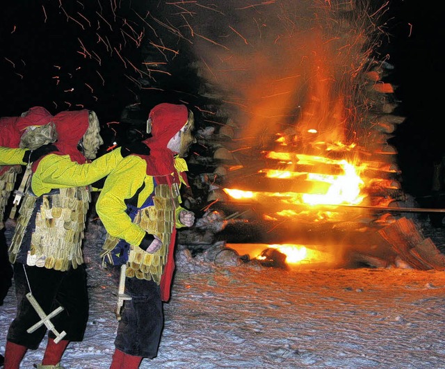 Zum Abschluss der nrrischen Herrschaf... wehklagend Abschied von der Fasnet.    | Foto: Ulrike Spiegelhalter