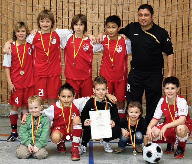 Zum Erfolgsteam zhlten (hinten von li...nas Wetzel-Veilandics und  Davis Tonon  | Foto: ofv