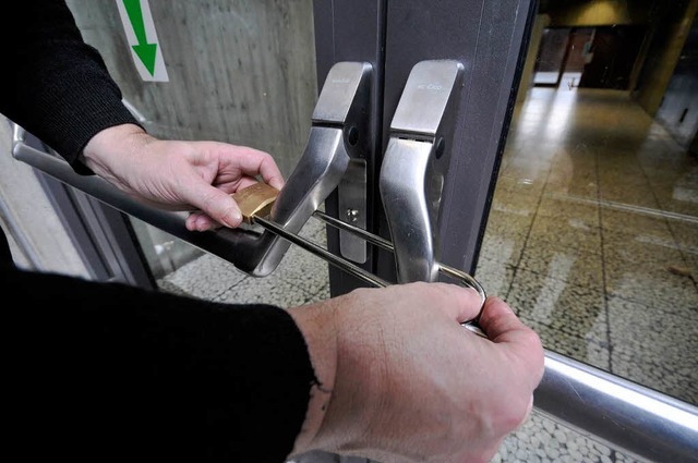 Die Turnhalle des Rotteck hat  ein Problem und bleibt zu.  | Foto: Ingo Schneider