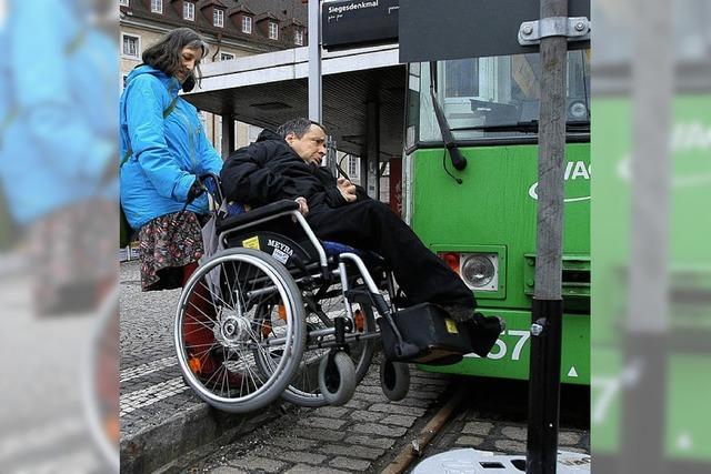 Rollstuhlfahrer blieb auf der Strecke