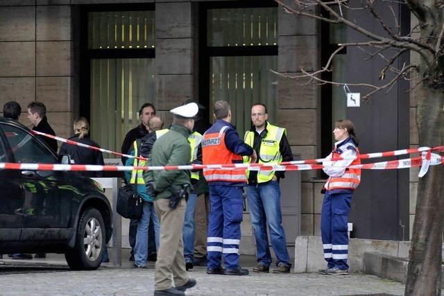 Fotos: Bombendrohung bei der Deutschen Bank