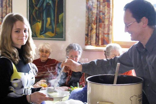 Suppe lffeln und spenden