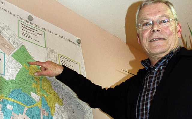 Stadtplanung im Rathaus trug bisher einen Namen:  Bernhard Schlohauer.   | Foto: Klaus Fischer