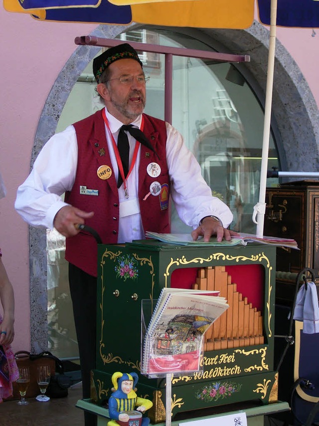 Drehorgeln und Moritaten erklingen am ...und Sonntag in der ganzen Innenstadt.   | Foto: Sylvia Timm