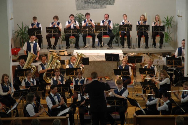 Neuland betrat der Musikverein Niederh...einem Konzert in der Herz-Jesu-Kirche.  | Foto: BRIGITTE CHYMO