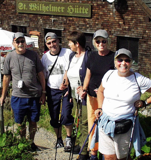 Genieen die frische Bergluft : Wanderer im Wiesental   | Foto: Paul Berger