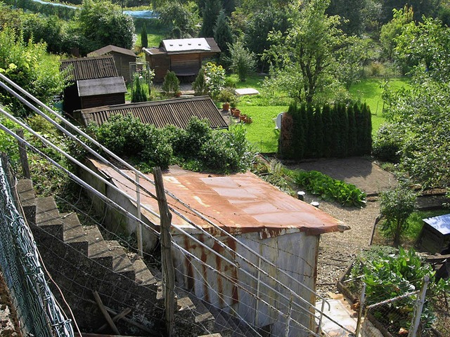 Geschirrhtten und Gartenhuser, die D... um Anlagen im  Auenbereich handelt.   | Foto: BZ