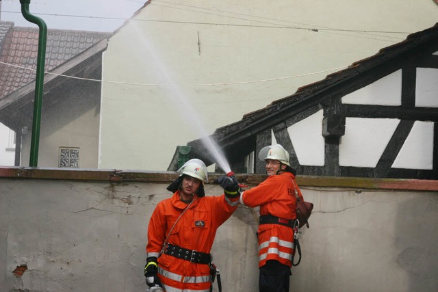 Wasser marsch lautete die Losung fr d...bung der Gesamtfeuerwehr Ettenheim.    | Foto: Sandra Decoux-Kone