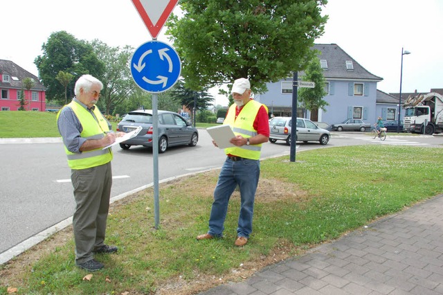 So ist&#8217;s recht: Manfred Axtmann ...en bei den blinkenden Fahrern machen.   | Foto: Silke Kohlmann