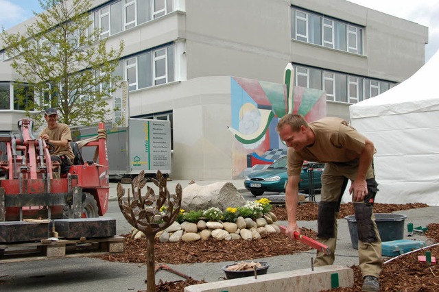 Die Firma Zepf Natursteine aus Seppenh...r Lffinger Leistungsschau mit dabei.   | Foto: Martin Wunderle