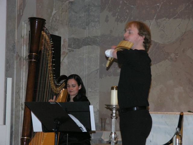 Matthias Schlubeck und Isabel Moretn ...en sie ihr Publikum. Margrit  Matyscak  | Foto: Margrit Matyscak
