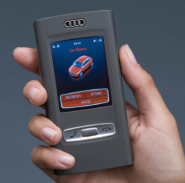 Multifunktionsgert fr Autofahrer: Vi... sich bei Audi mit dem Handy steuern.   | Foto: dpa