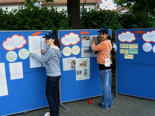 Information und Hilfe: der Stand des Jugendrotkreuzes Murg  | Foto: BZ