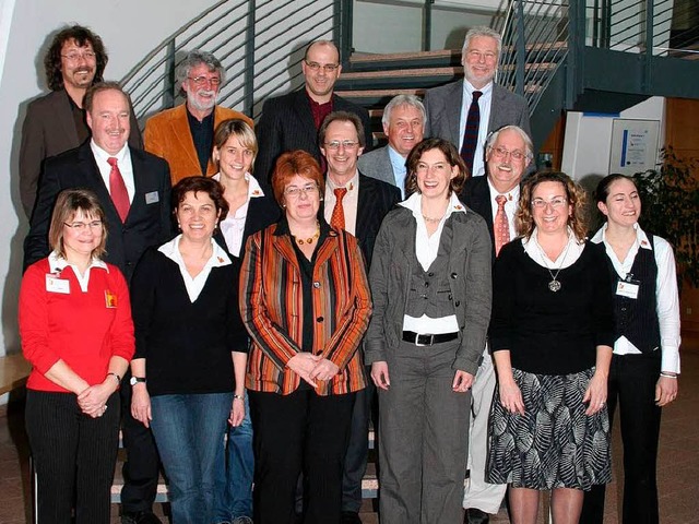 Zufrieden ber den bestandenen TV-Tes...Werner Franz, Hans Lgler, Geoff Clark  | Foto: Schule