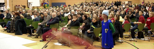 Zu schnell fr die Kamera: Vorfhrung ...s in der voll besetzten Humboldthalle   | Foto: Lauber