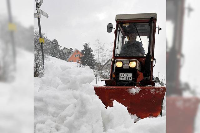 Autofahrer sitzen wegen Schnee in Ortenau fest