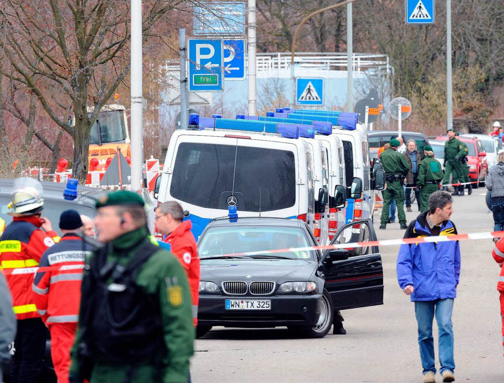 Etwa 1000 Polizisten und Rettungskrfte waren  in Winnenden im Einsatz.