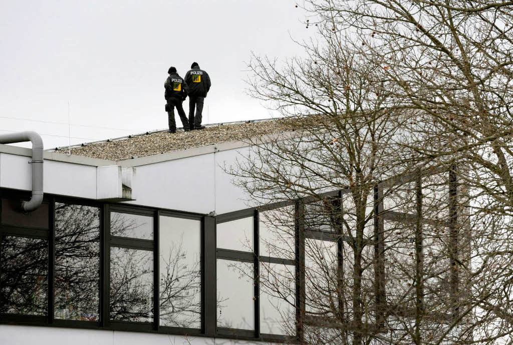 Etwa 1000 Polizisten und Rettungskrfte waren  in Winnenden im Einsatz.