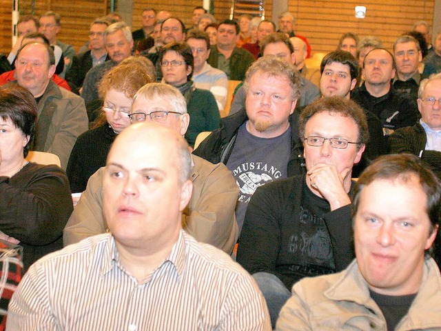 Viele Zuhrer kamen zur Brgerversammlung nach Dundenheim.  | Foto: Heidi Foessel