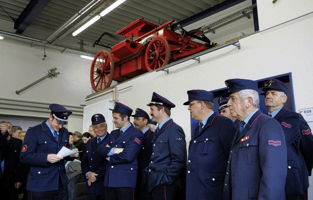 Die Windschlger Wehr freut sich bers  Spritzenhaus.   | Foto: CH. Breithaupt