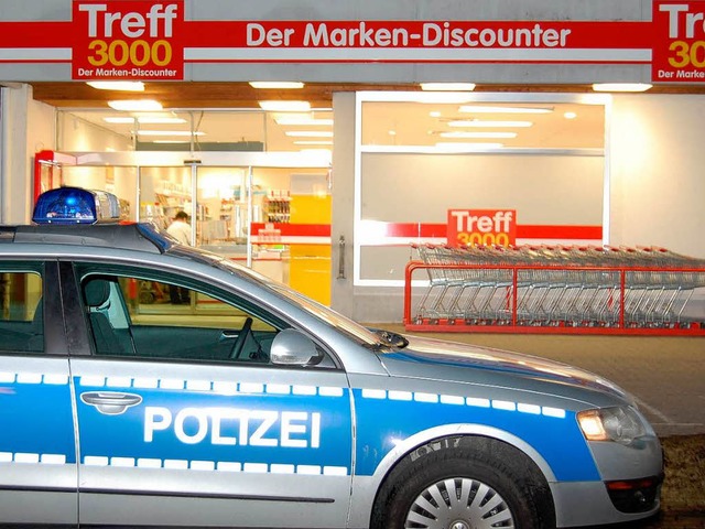 Aus diesem Supermarkt in Lffingen hab...r einen geringen Geldbetrag entwendet. 