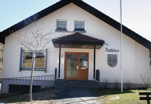 Die  neue  Fahrzeughalle  der Feuerweh...ndenburger Rathaus   gebaut  werden.    | Foto: Elke Bader