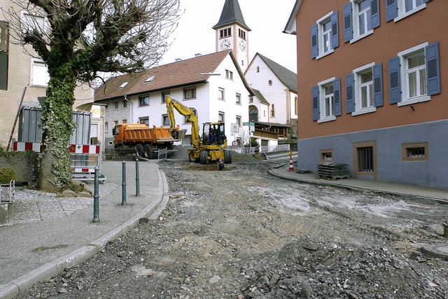 Hochwasserchden werden in der Oberdorfstrae in Drlinbach beseitigt.   | Foto: heidi fssel