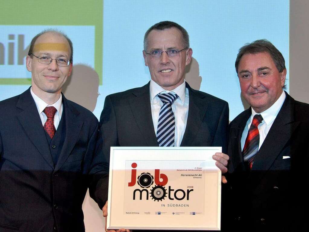 Sparkassenchef Horst Kary (re.) und Kurt Stiefel und Olaf Strich von der Herrenknecht AG.
