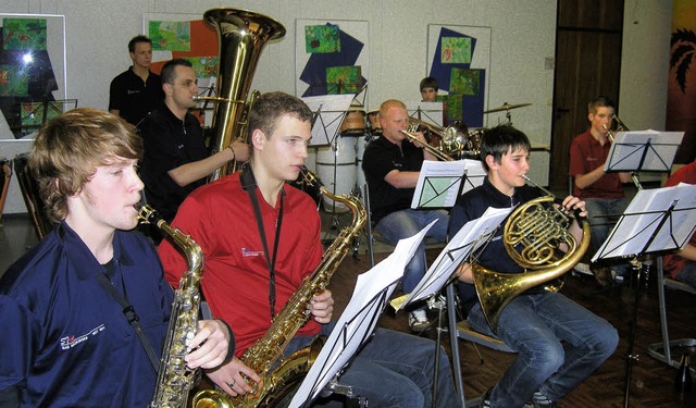 Die Stadtmusik Bad Sckingen leistet e... im Scheffelgymnasium hat es gezeigt.   | Foto: michael rber