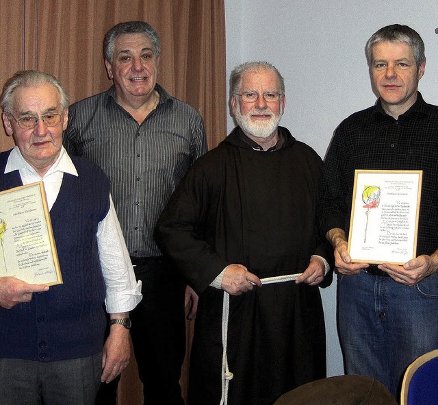 Fr 50 Jahre Mitgliedschaft im Kirchen...5 Jahre Mitgliedschaft ausgezeichnet.   | Foto: Antonia Kramer-Diem