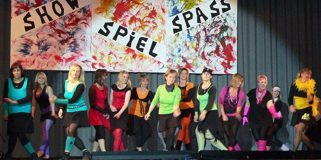 Show, Spiel, Spa prsentierte der Tus...itnessgruppe mit ihrem Auftritt bei.    | Foto: Georg Diehl