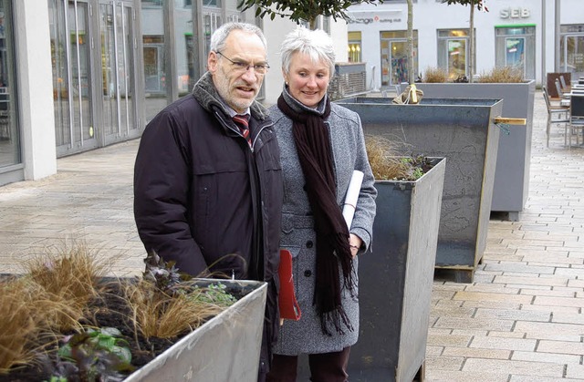 Wolfgang Sandfort und Jutta Herrmann-B...air auf dem Marktplatz sorgen sollen.   | Foto: hsl