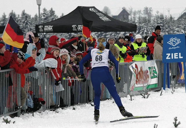 Zieleinlauf mit Kindern  | Foto: Ruoff