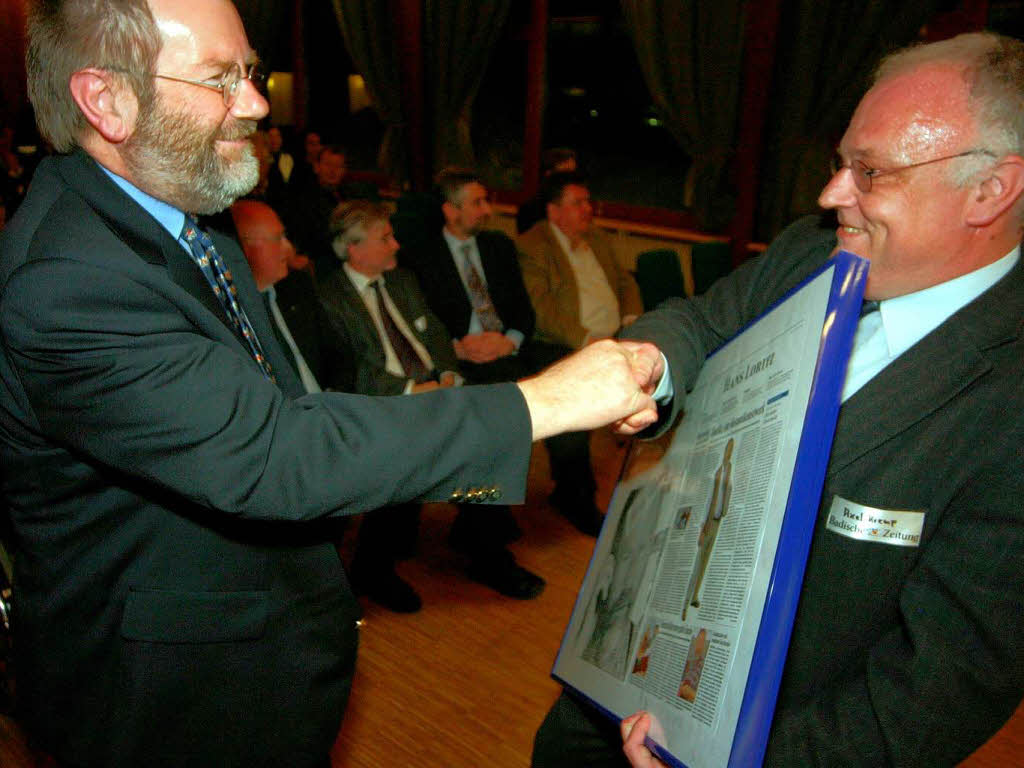 Zahlreiche Ehrengste waren in den Kursaal nach Menzenschwand gekommen, um Hans Loritz ihre Wnsche fr den neuen Lebensabschnitt mitzugeben.