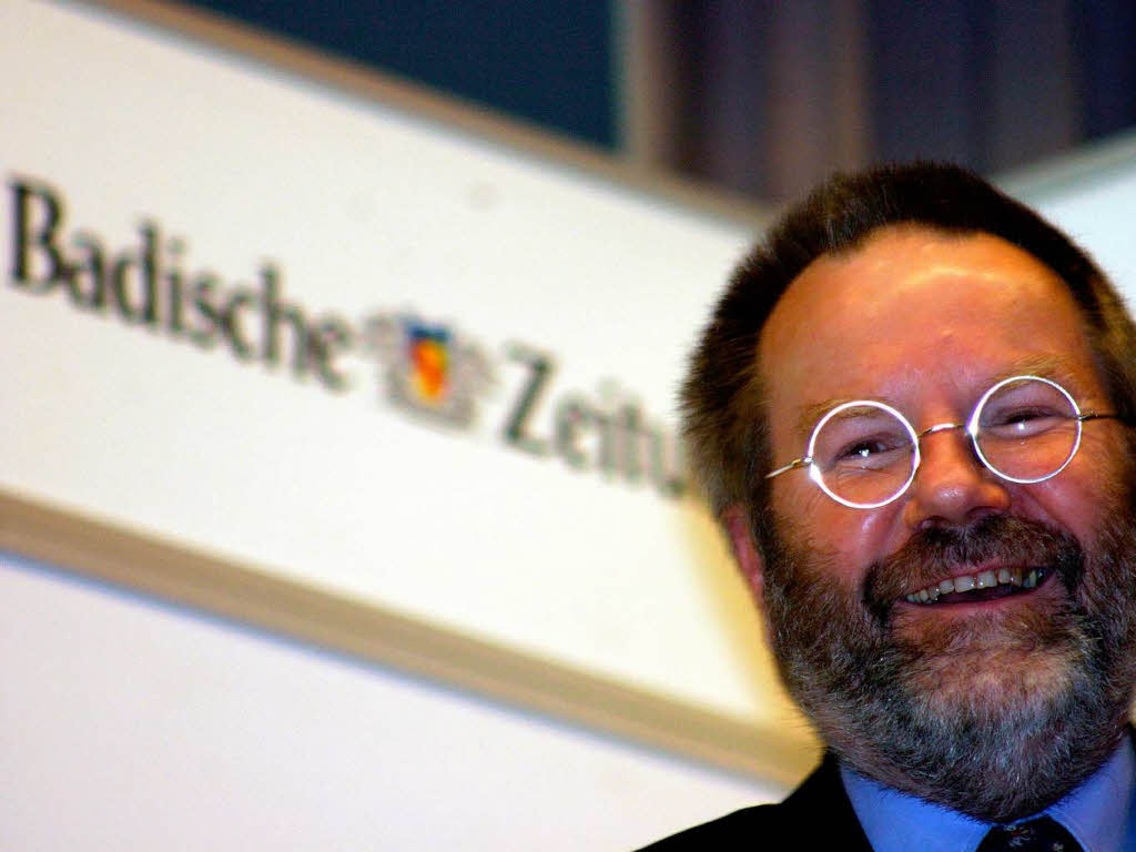 Zahlreiche Ehrengste waren in den Kursaal nach Menzenschwand gekommen, um Hans Loritz ihre Wnsche fr den neuen Lebensabschnitt mitzugeben.