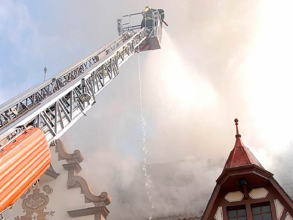 Einsatzkrfte der Feuerwehr waren vor Ort und brachten das Feuer rasch unter Kontrolle