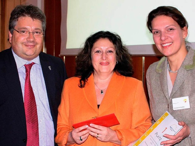 Christiane Niesler (rechts)  und Micha...hen Gisela Benz-Boch aus Langenwinkel.  | Foto: BZ