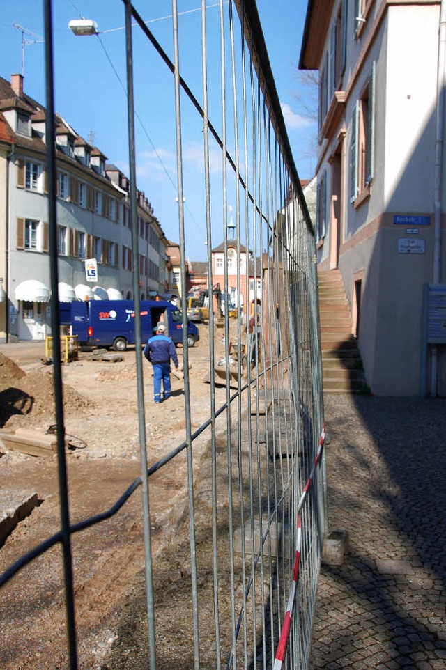 Grobaustelle Innenstadt: Zwischen Mar...ter verlorene Zeit wieder aufzuholen.   | Foto: Hans-Jrgen Trul