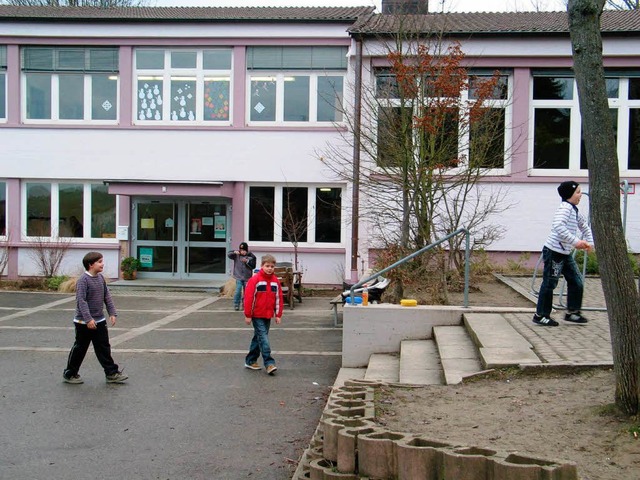 Aus der Schule wird ein Kindergarten.   | Foto: Jutta Schtz